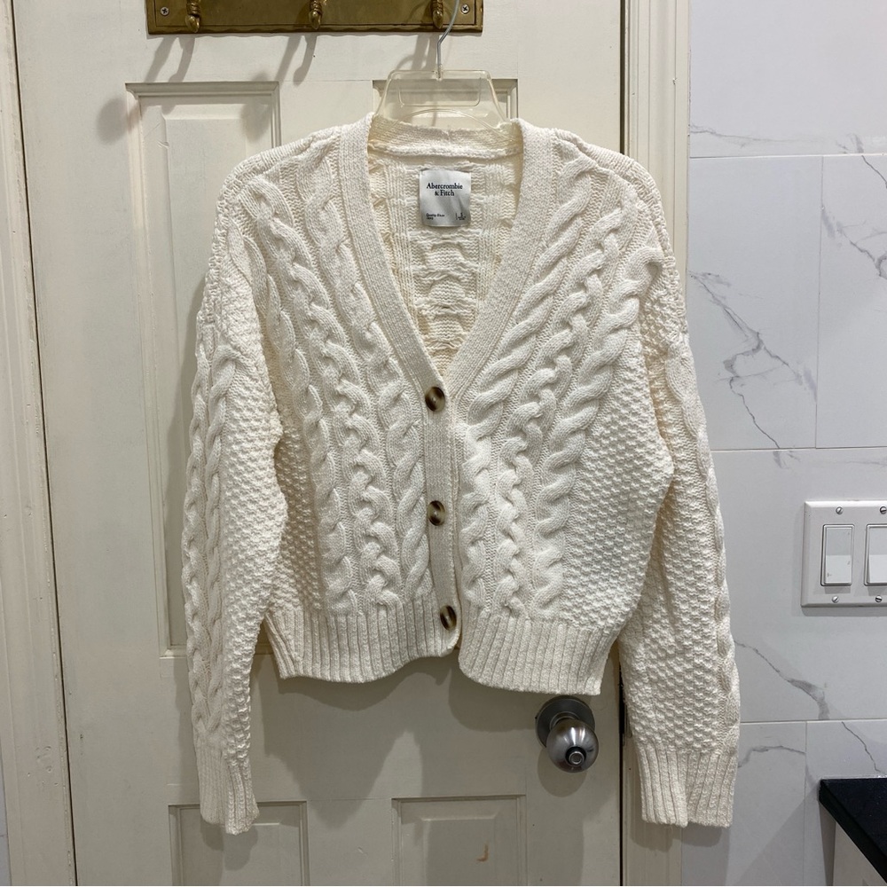 Abercrombie cable knit cardigan - Picture 2 of 6